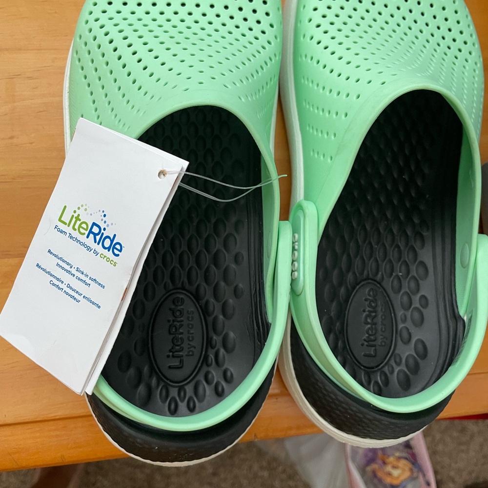 CROCS LiteRide Kids Water Shoes - Mint Green